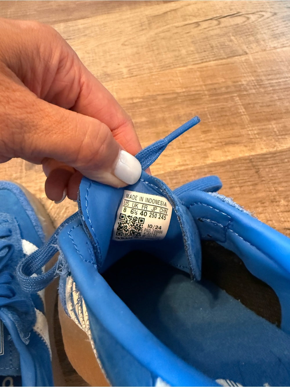 adidas Blue Suede Samba Sneakers with White Stripes - Picture 4 of 7
